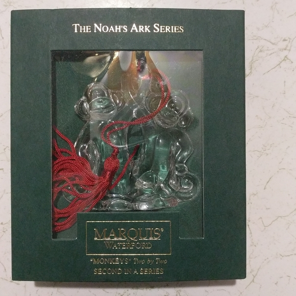 Marquis by Waterford The Noah's Ark Series "Monkeys" Crystal Ornament - Picture 1 of 12